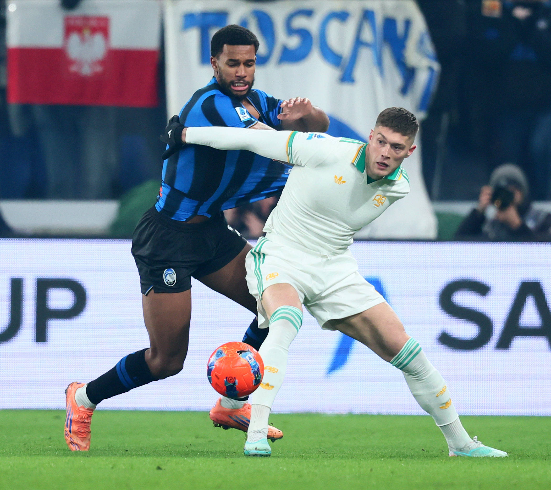 （体育）足球——意甲：亚特兰大胜罗马